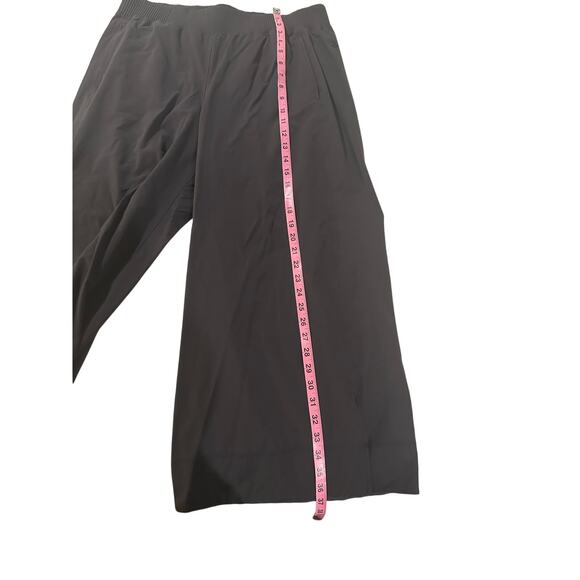 lululemon - Stretch Woven High-Rise Wide-Leg Cropped Pant - XL - Picture 12 of 12